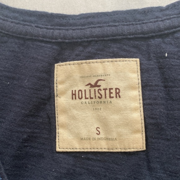 Hollister T-shirt size S - Picture 3 of 7